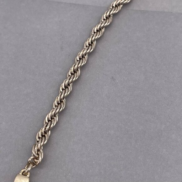 Banana Republic Station Crystal Rope Chain Necklace Gold-Tone 32 Inches - Picture 7 of 7